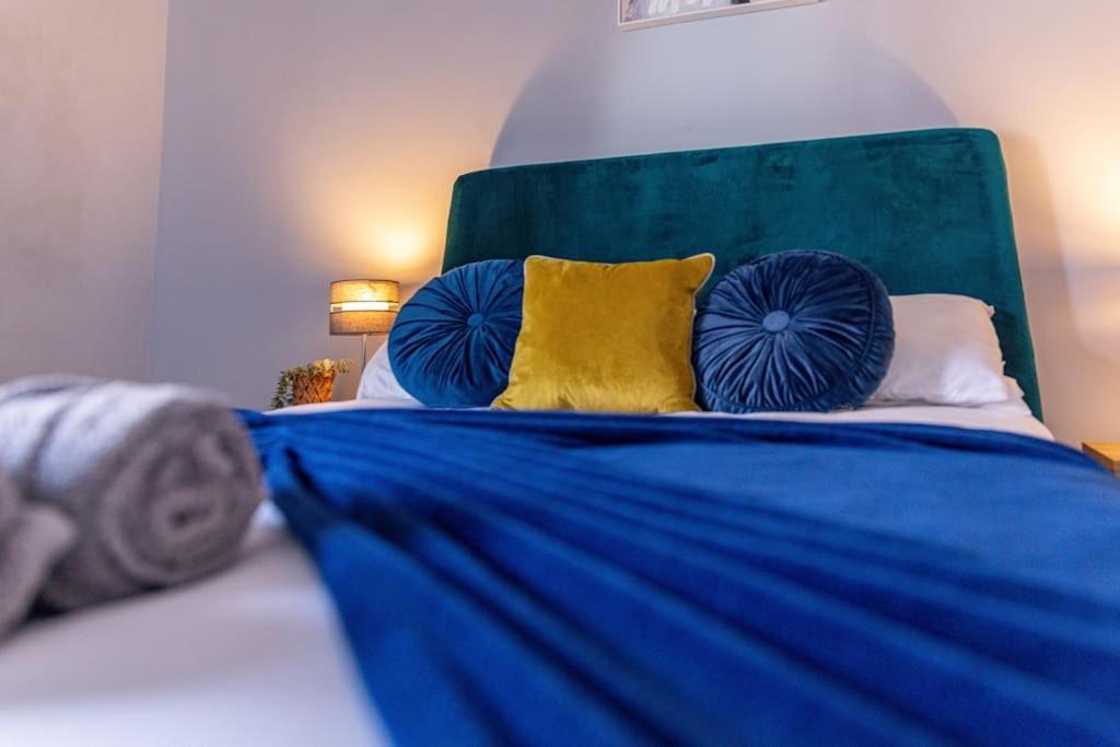 Glasswing Stays Liquorice Lodge Castleford Esterno foto