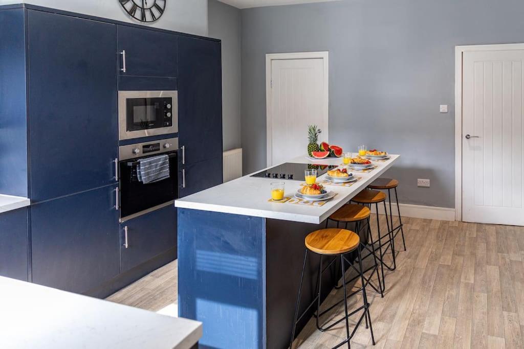 Glasswing Stays Liquorice Lodge Castleford Esterno foto